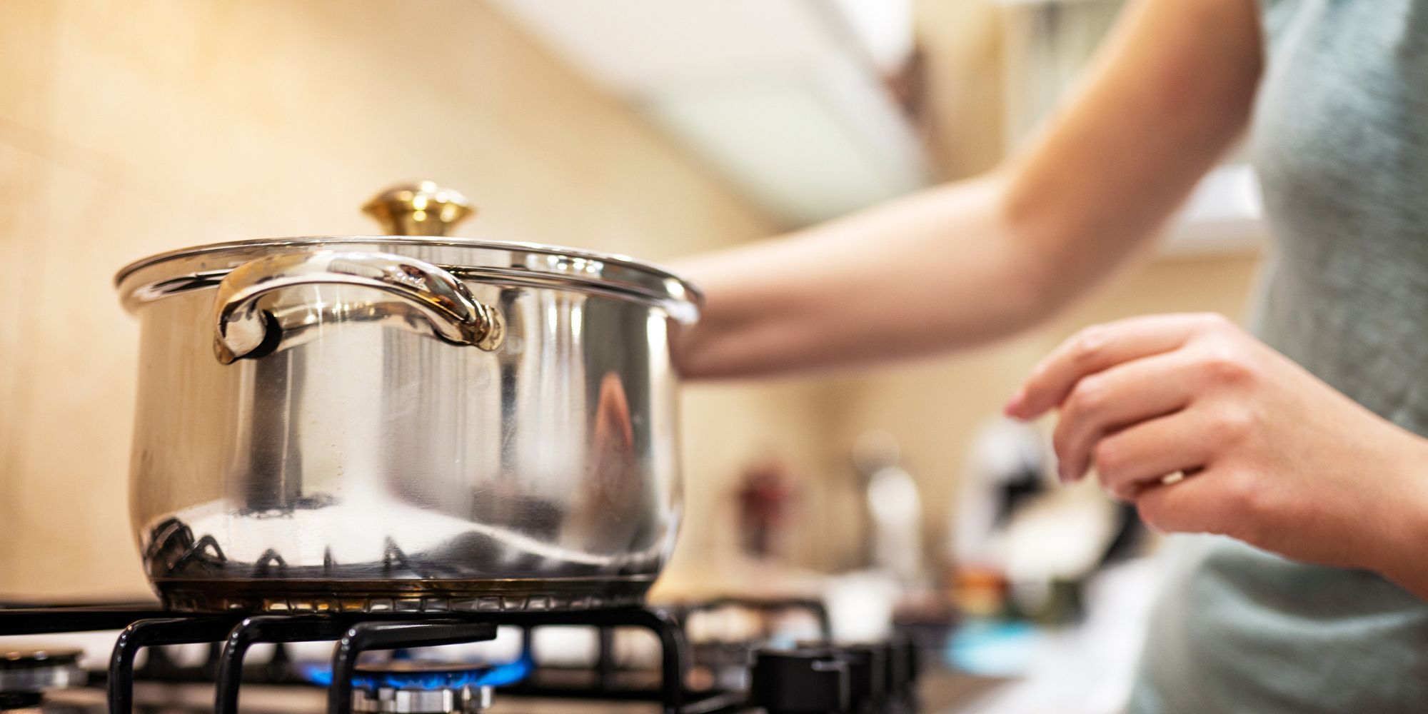 éco-gestes dans une cuisine pour la cuisson