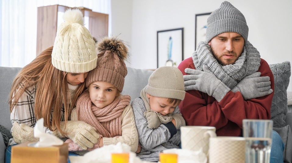 Famille en précarité énergétique qui baisse le chauffage