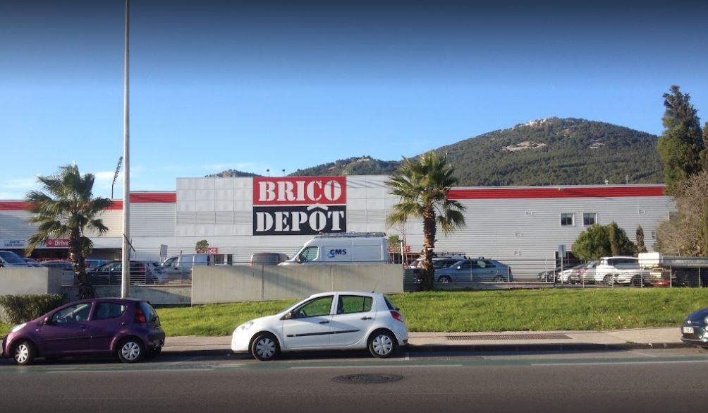 magasin brico dépôt à toulon