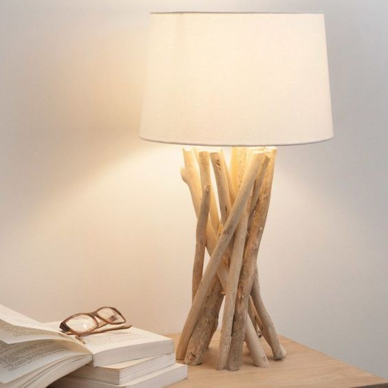 lampe en bois flotté