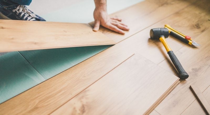 pose de parquet par un pro