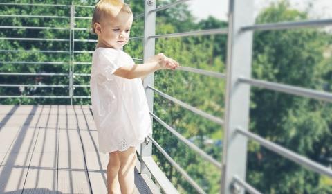 Comment Securiser Un Balcon Pour Les Enfants Les Animaux Mesdepanneurs Fr